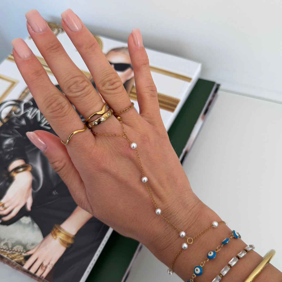Sarah Hand Chain - EVRYJEWELS