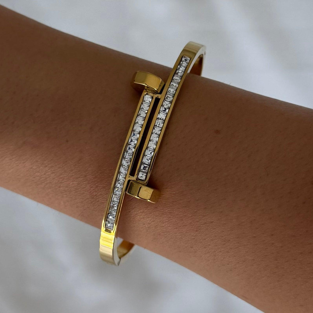 Radiant Row Bangle - EVRYJEWELS