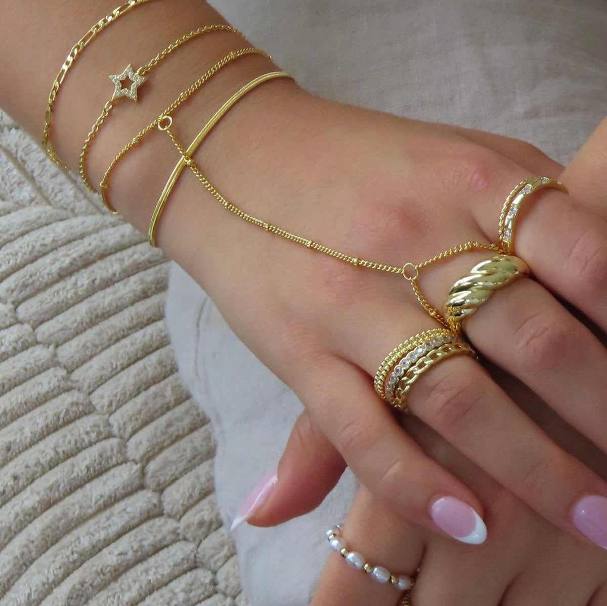 Corfu Hand Chain